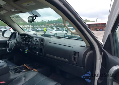 2011 Chevrolet Silverado 1500 Lt z USA, uszkodzony, nr VIN 1GCRKSE32BZ454619